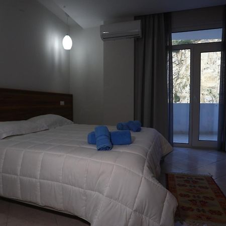 Hotel Kamomil Škalngur المظهر الخارجي الصورة