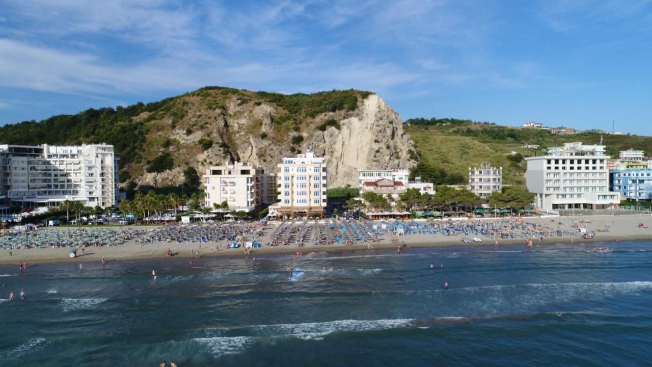 Hotel Kamomil Škalngur المظهر الخارجي الصورة