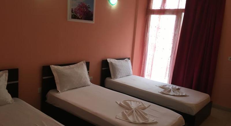 Hotel Kamomil Škalngur المظهر الخارجي الصورة