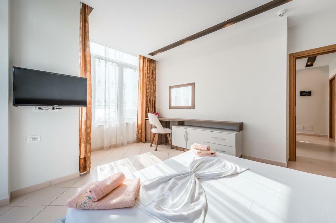 Hotel Kamomil Škalngur المظهر الخارجي الصورة